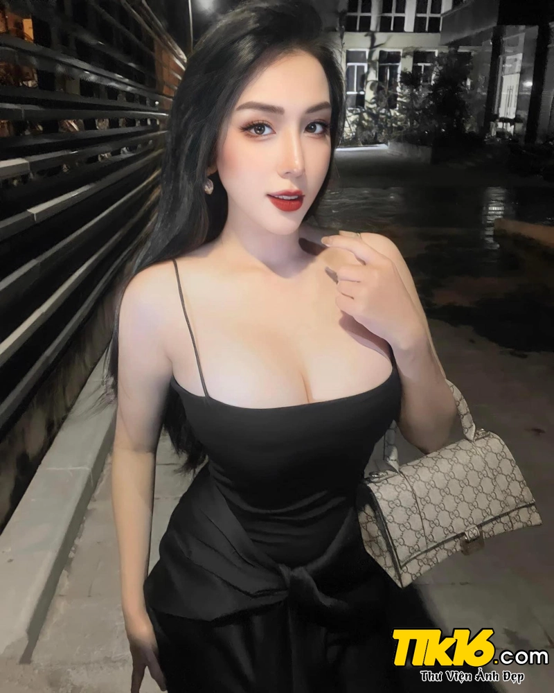 Dj Thảo Bebe sexy 3